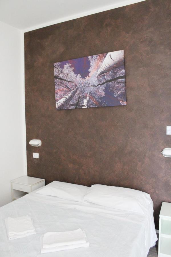 Hotel Luna Rimini Exterior foto